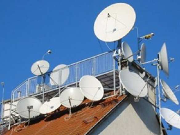 Заместитель Ляшко предложил спиливать спутниковые тарелки, транслирующие российские каналы | Русская весна