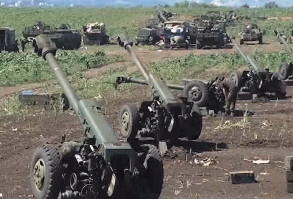 Война глазами врага: украинские артиллеристы готовятся к обстрелу Донецка под бдительным присмотром нацгвардии (видео) | Русская весна