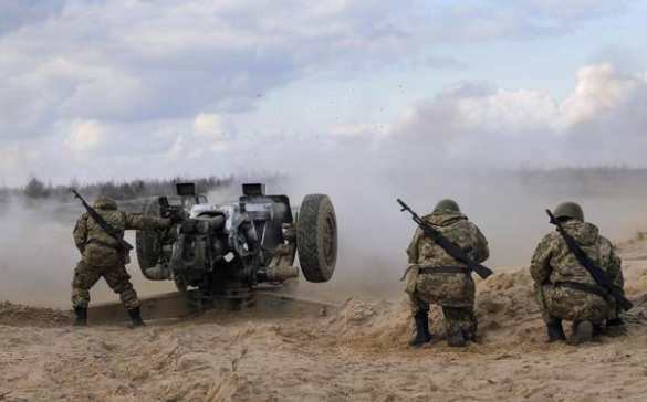 ВСУ возобновили массированный обстрел Горловки | Русская весна