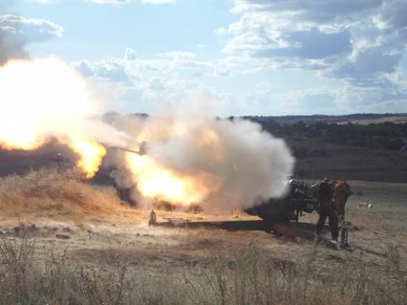 За сутки армия ДНР потеряла 24 человека, ВСУ — 50 бойцов, 3 танка, 3 БТР, 2 орудия и БМП | Русская весна