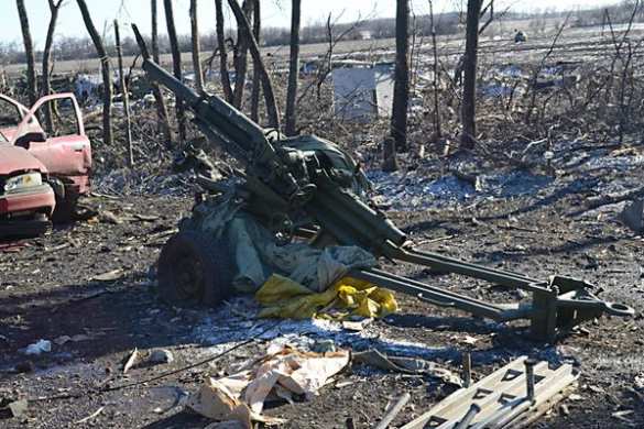 В Дебальцево ВСУ сбрасывали своих бойцов в огромную яму с фекалиями (ВИДЕО) | Русская весна