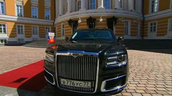 «Круче, чем у Трампа»: Президент России пересел на российский автомобиль «Кортеж» (ФОТО, ВИДЕО) | Русская весна