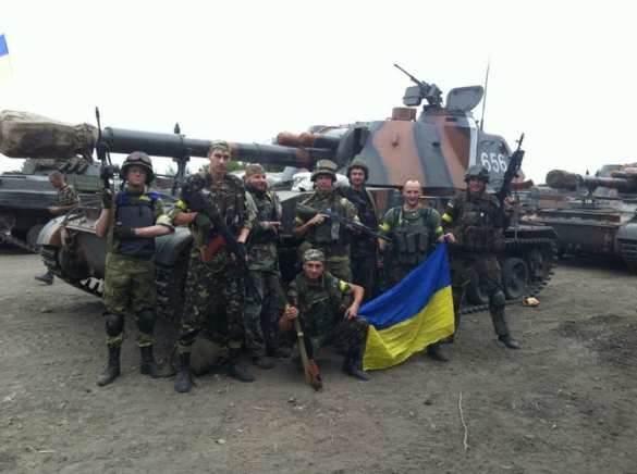 Ждановка: с половины одиннадцатого идут бои с применением тяжелой бронетехники | Русская весна