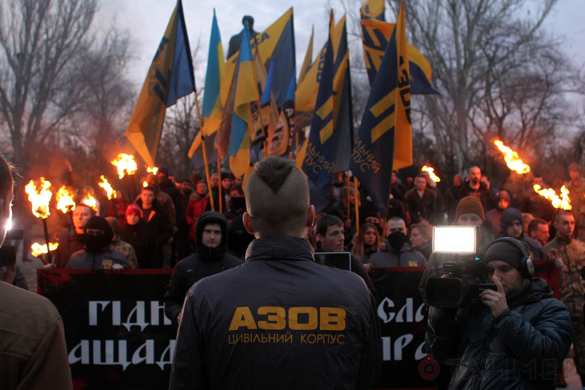 В Одессе прошло факельное шествие неонацистов «Азова» (ФОТО, ВИДЕО) | Русская весна