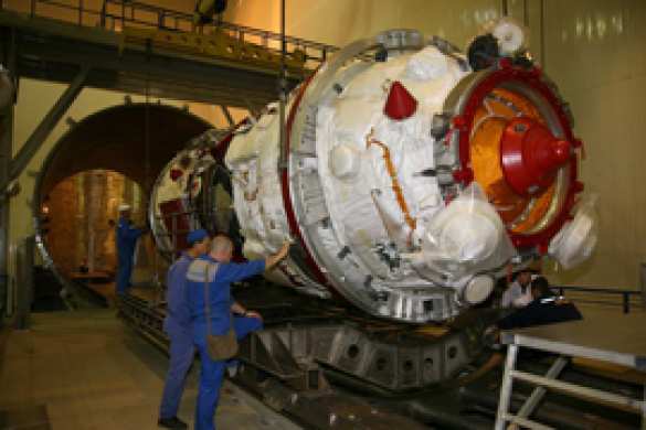 Байконур: пилотируемый космический корабль «Союз ТМА-16 М» проходит испытания в барокамере | Русская весна