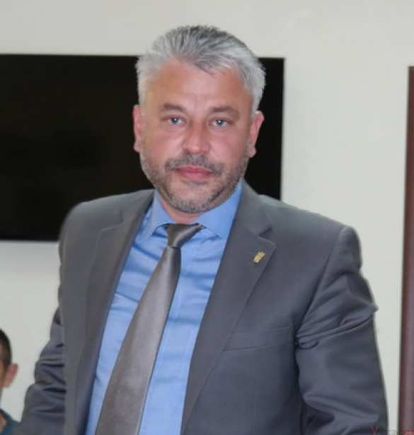 Психически больной командир батальона «Полтавщина» прострелил бедро мариупольцу и подбросил гранаты в его машину | Русская весна