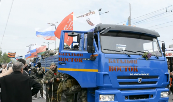 Бойцы донецкого батальона «Восток» выдвинулись на выполнение боевой задачи в Мариуполь… (видео) | Русская весна