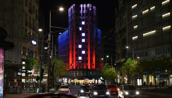 Символы Белграда окрасились в цвета флага России в знак солидарности (ВИДЕО) | Русская весна