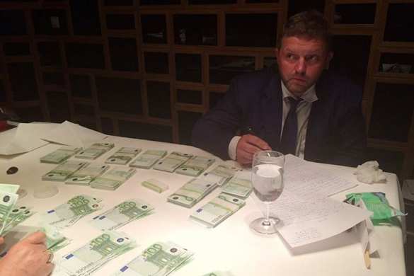 Губернатору Белых предъявили обвинение в получении взятки (ВИДЕО) | Русская весна