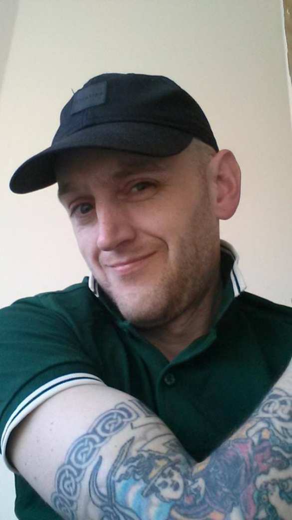 Лондон бросил в тюрьму добровольца Донбасса: «Другая Россия» проведет пикет возле консульства Англии в Петербурге | Русская весна