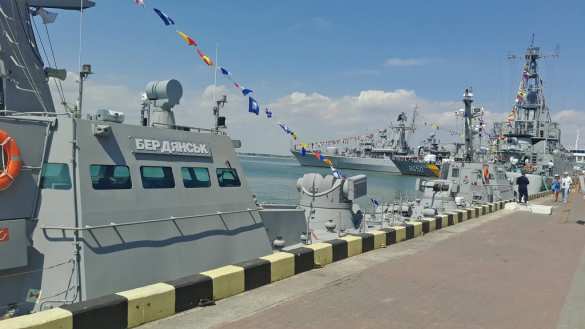 Раскрыта «пропажа» украинских бронекатеров в Керчи | Русская весна