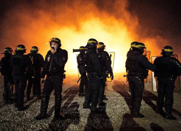 Пожары и стычки: власти уничтожают город беженцев в Кале (ФОТО, ВИДЕО) | Русская весна