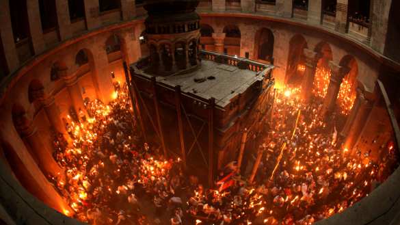 Делегация самозванцев-раскольников т.н. «киевского патриархата» опоздала на самолет и не успеет вовремя доставить благодатный огонь в Киев | Русская весна