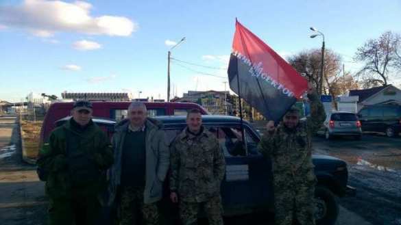 Medwedew: Ukrainische „Verrückte und Banditen“ stoppen LKW – Reaktion folgt | Русская весна