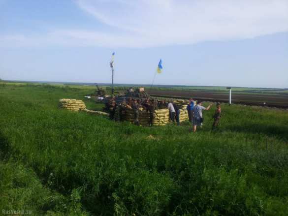 У Волновахи оккупанты строят «линию Мажино», у Красного Лимана — стрельба и взрывы, идет облава на разведчиков ополчения | Русская весна