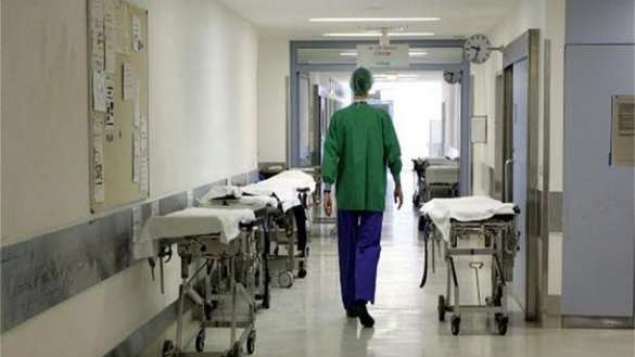 Мирный житель, раненный при обстреле Донецка, находится в состоянии средней тяжести | Русская весна