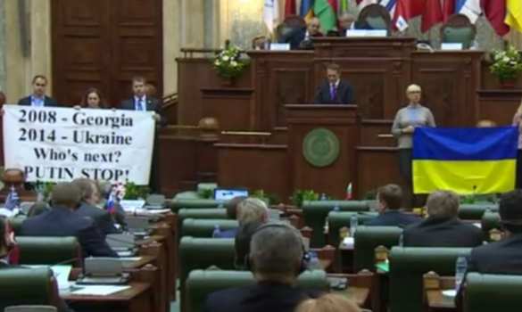 Украинские «невоспитанные дикари» попытались сорвать выступление спикера Госдумы в Бухаресте (ВИДЕО) | Русская весна