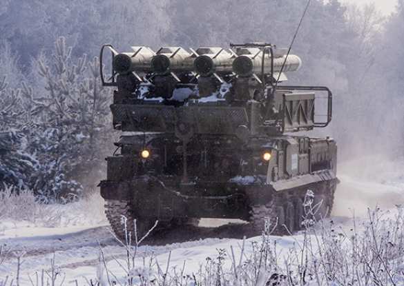 Расчёты ЗРК «Бук» защищают Запорожскую область от атак ВСУ (ВИДЕО) | Русская весна