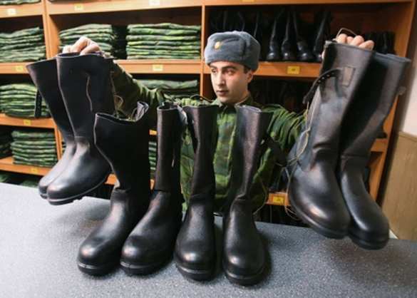 В Кремле прокомментировали готовящиеся поправки об электронных повестках | Русская весна