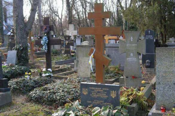 Чехия разрешила передать Украине останки поэта Александра Олеся, — Порошенко | Русская весна