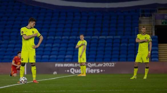 Покажут пальцем: Сборная Чехии отказалась становиться на колени в поддержку BLM | Русская весна