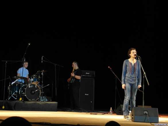 Певица Юлия Чичерина вновь посетила Луганск | Русская весна