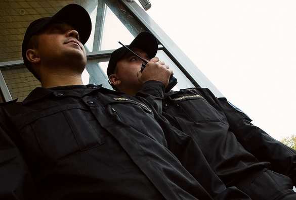 «Я бить буду, понимаешь?!» Кавказский ЧОП терроризирует жителей Подмосковья (ВИДЕО) | Русская весна