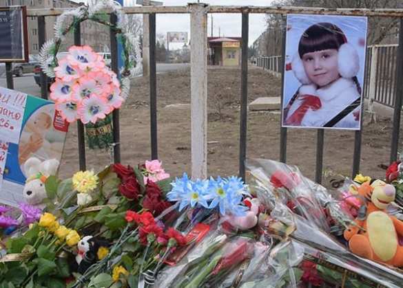 Жители Константиновки боятся, что Киев замнет дело о гибели Полины (ВИДЕО) | Русская весна