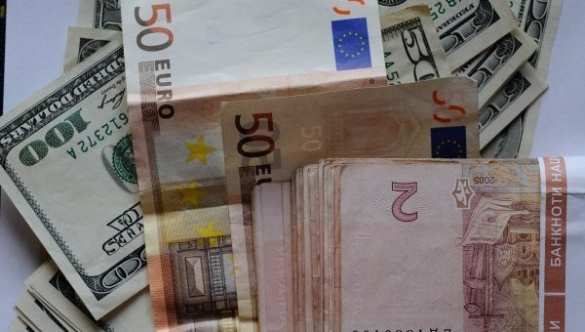 Украинские экономисты предрекают рост курса доллара до 50 грн (ВИДЕО) | Русская весна