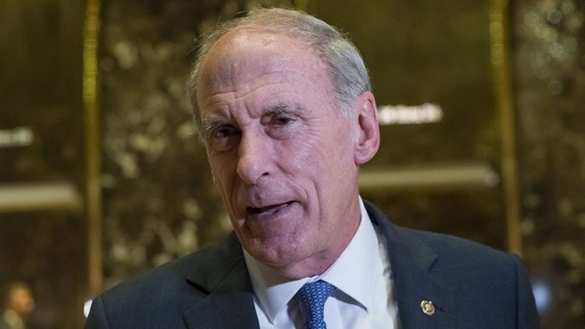 Главу разведки США уволили после отказа исправить доклад о вмешательстве Москвы, — The New York Times | Русская весна