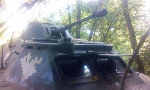 Будни «сильнейшей армии Европы»: ВСУ воюют деревянным пулеметом (ФОТО) | Русская весна