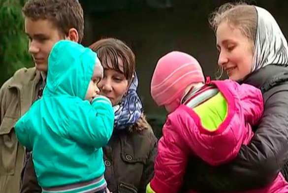 Список документов для оформления социальных выплат семьям с детьми | Русская весна