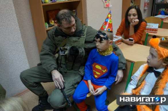 «Сначала наш район обстреливали: потом мама умерла, а папа где-то остался», — дети Донбасса (видео) | Русская весна