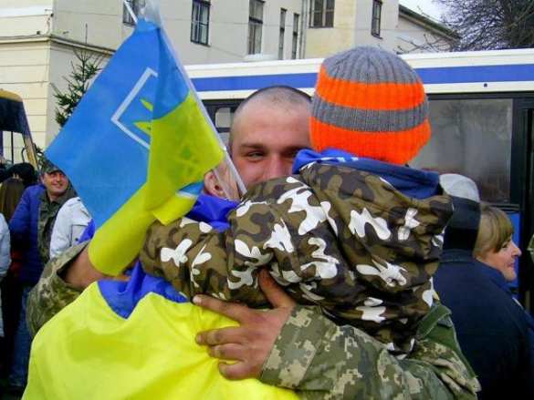 Киевским детям участников «АТО» выделили на льготное питание по одной гривне в месяц (ФОТО) | Русская весна