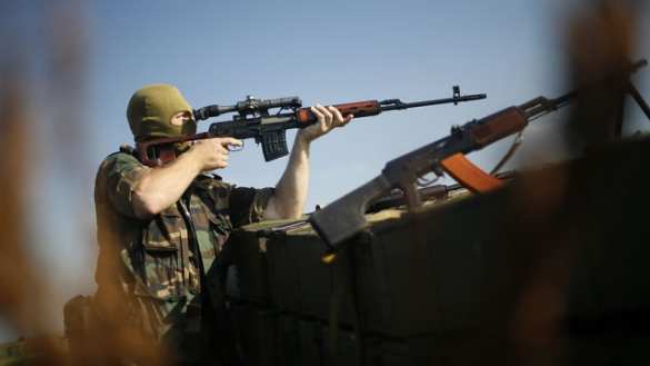 Ополченцы против тюремного спецназа, с боем захвачено управление ГПтС Ополченцы против тюремного спецназа: с боем захвачено управление ГПтС и уничтожена база отряда спецназначения | Русская весна