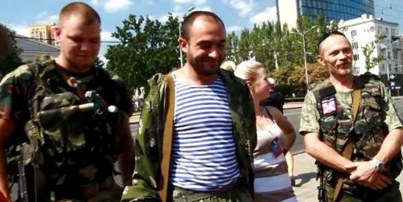 Рассказ бойцов ДНР: как тремя Жигулями и Волгой загнали 4 БМД (видео) | Русская весна