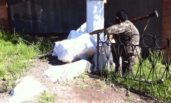 Игорь Стрелков: воюя друг с другом нацгвардейцы истратили уйму боеприпасов Игорь Стрелков: они ответят за пытки русских мальчишек и стариков (обновлено 2:43, Мск) | Русская весна