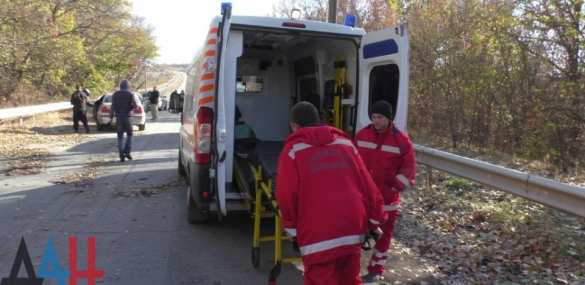 Ранение мирного жителя в Донецке Мирный житель Донецка ранен в результате обстрела ВСУ | Русская весна