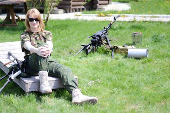 Та самая снайпер ДНР, ранившая фельдмаршала Семенченко в дупу (ФОТО) | Русская весна