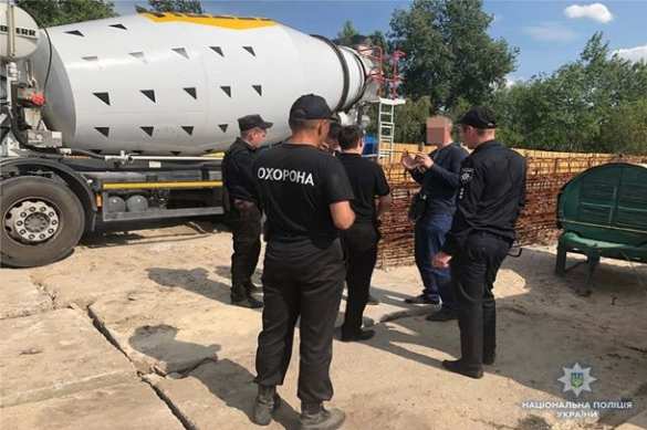 Когда закон не работает: очередная потасовка в киевском суде (ФОТО, ВИДЕО 18+) | Русская весна