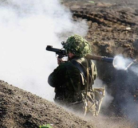 Украинские диверсанты обстреляли Локомотив на перегоне Сентяновка-Шипилово | Русская весна