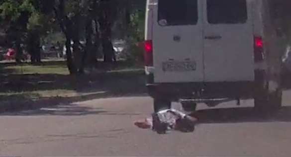 Майданный чаёк не отпускает — в Запорожье у остановки «Наркодиспансер» произошло маленькое чудо с участием местного «киборга» (ВИДЕО) | Русская весна