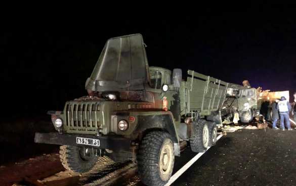 Украинские военные попали в смертельное ДТП под Херсоном (ФОТО) | Русская весна