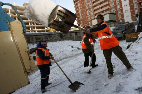 Массовая драка дворников в центре Москвы: в ход пошли лопаты и ломы (+ВИДЕО) | Русская весна