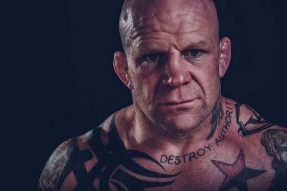 Звезда боев без правил Монсон: Барак Обама не боец и курит (ВИДЕО) | Русская весна