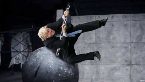 Власти снесут дом Скрипаля, паб и ресторан, где он обедал | Русская весна