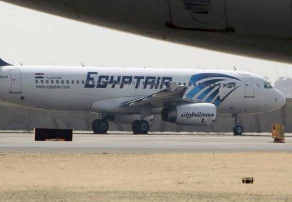 Террорист разрешил гражданам Египта покинуть захваченный самолет (+ВИДЕО) | Русская весна
