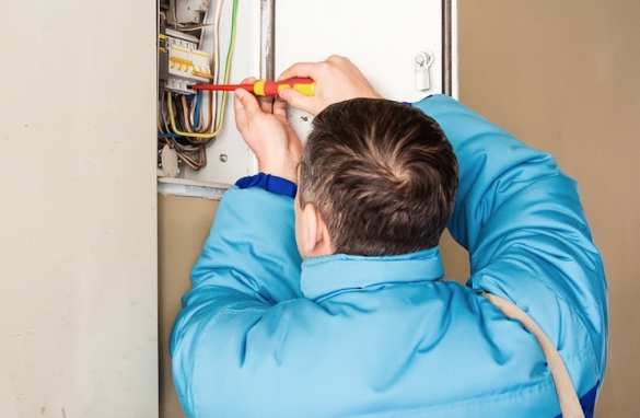 «Страшно…»: звезда «Уральских пельменей» стал электриком (+ВИДЕО) | Русская весна