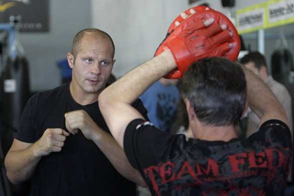 Тренер Федора Емельяненко анонсировал новые бои спортсмена (ВИДЕО) | Русская весна