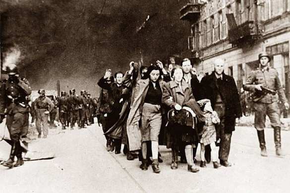 Информационная война против памяти, или Заигравшиеся в Третий рейх | Русская весна